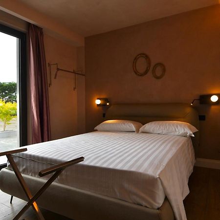 B&B Bricco Della Guardia Briaglia ภายนอก รูปภาพ